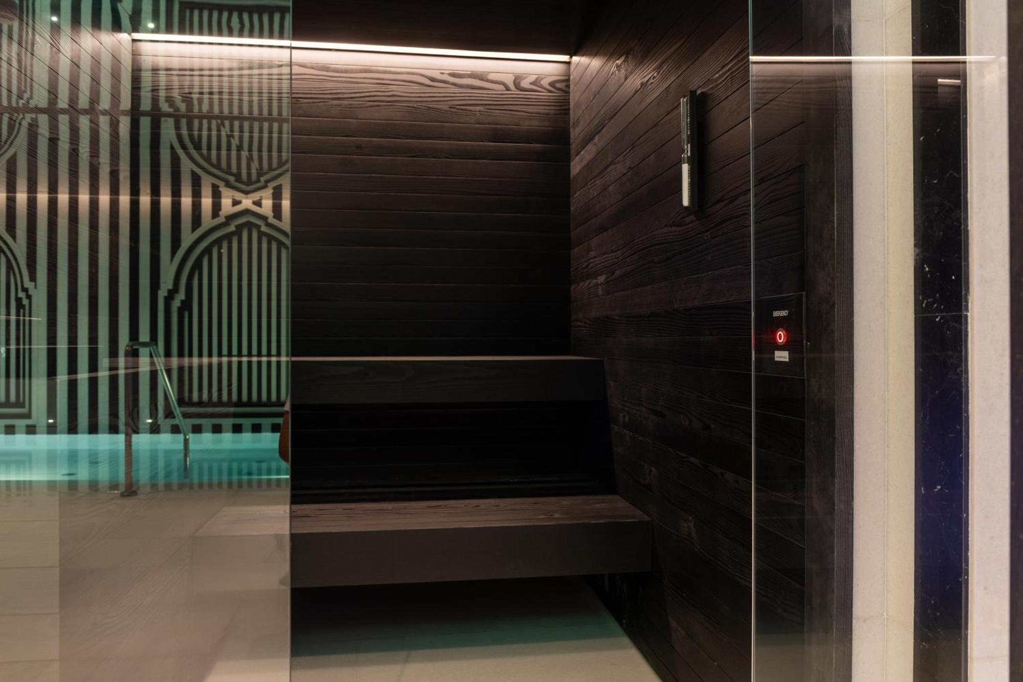 Gran Hotel Claridge Granada - Preferred Hotels & Resorts, Granada